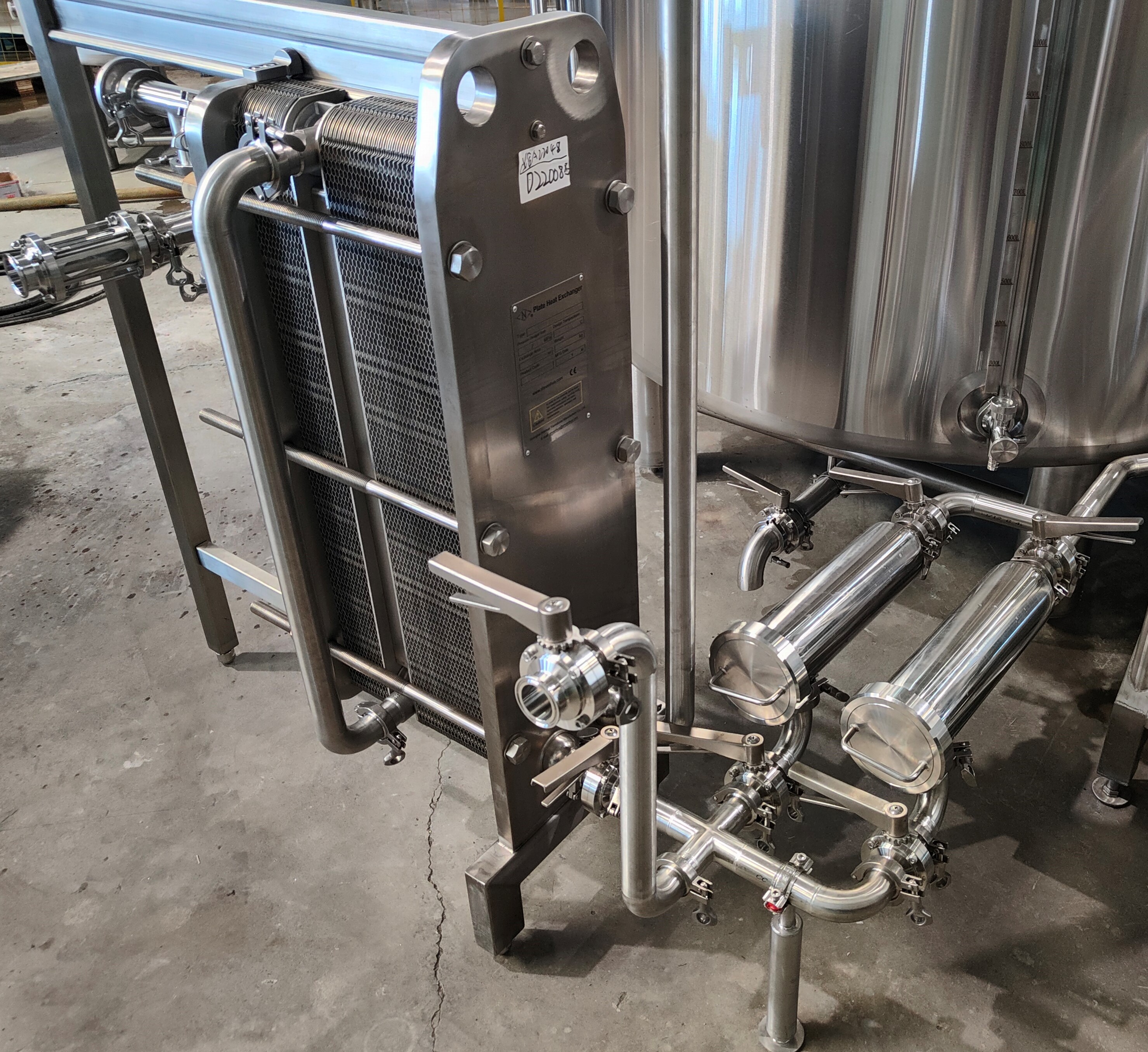 Plate heat exchanger for brewery